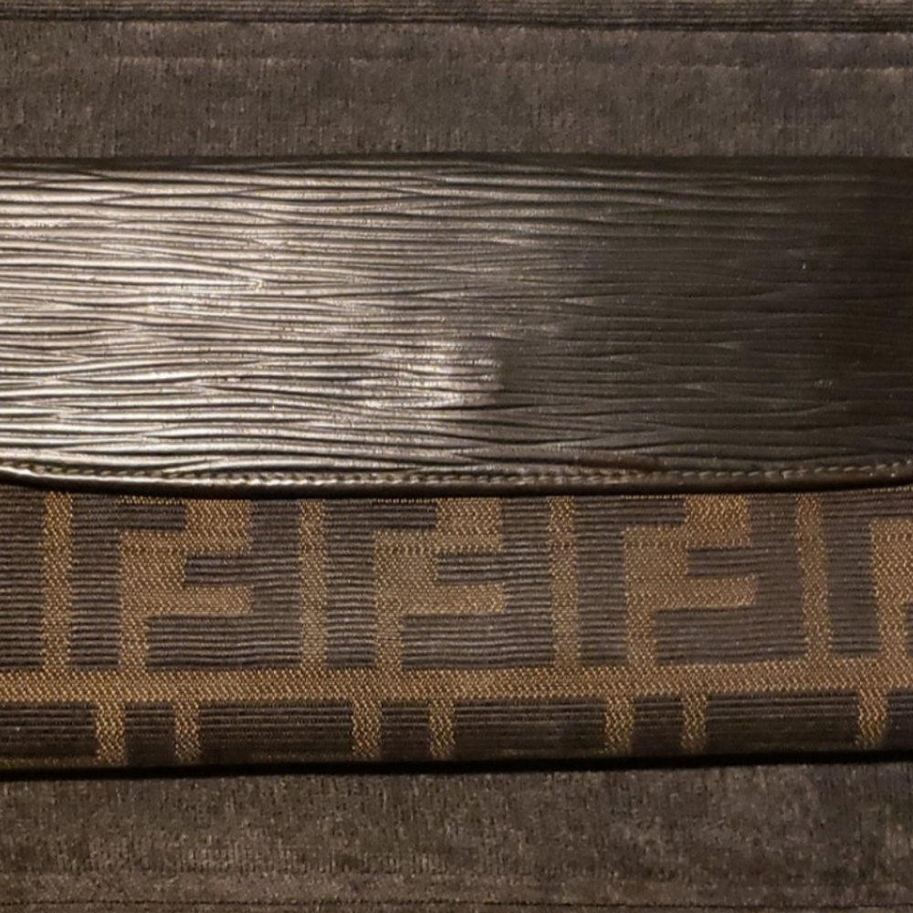 FENDI ZUCCA 7X5 WALLET. EXCELLENT CONDITION. AUTHENTIC